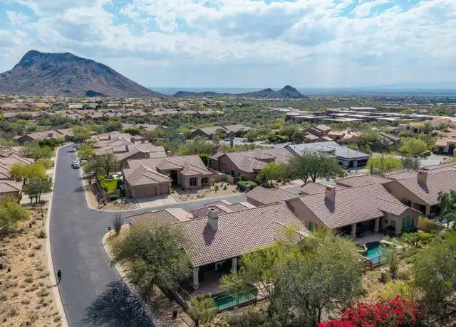 Scottsdale Mountain homes with elevated desert views in Scottsdale Arizona